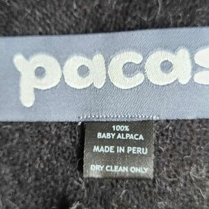 Pacas 100% Baby Alpace Throw Gray on one side Black on the other
